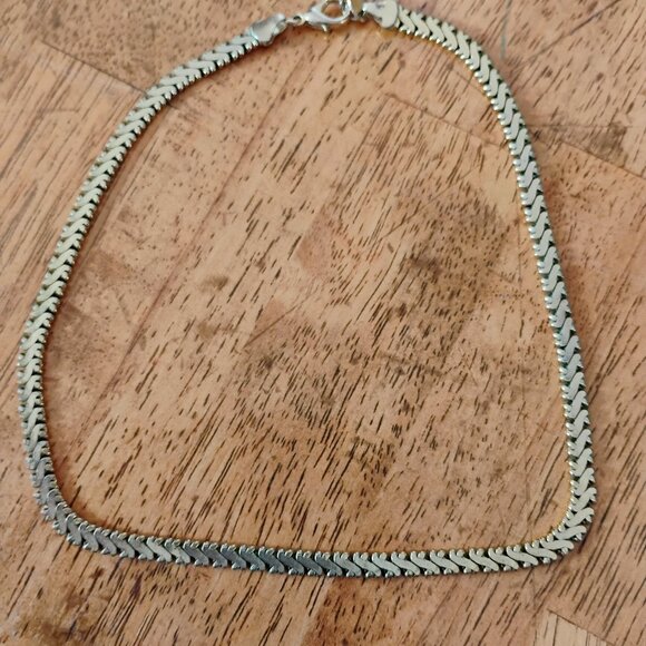 After Thought chain necklace - Picture 1 of 3